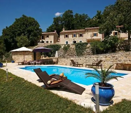 Villa Ana